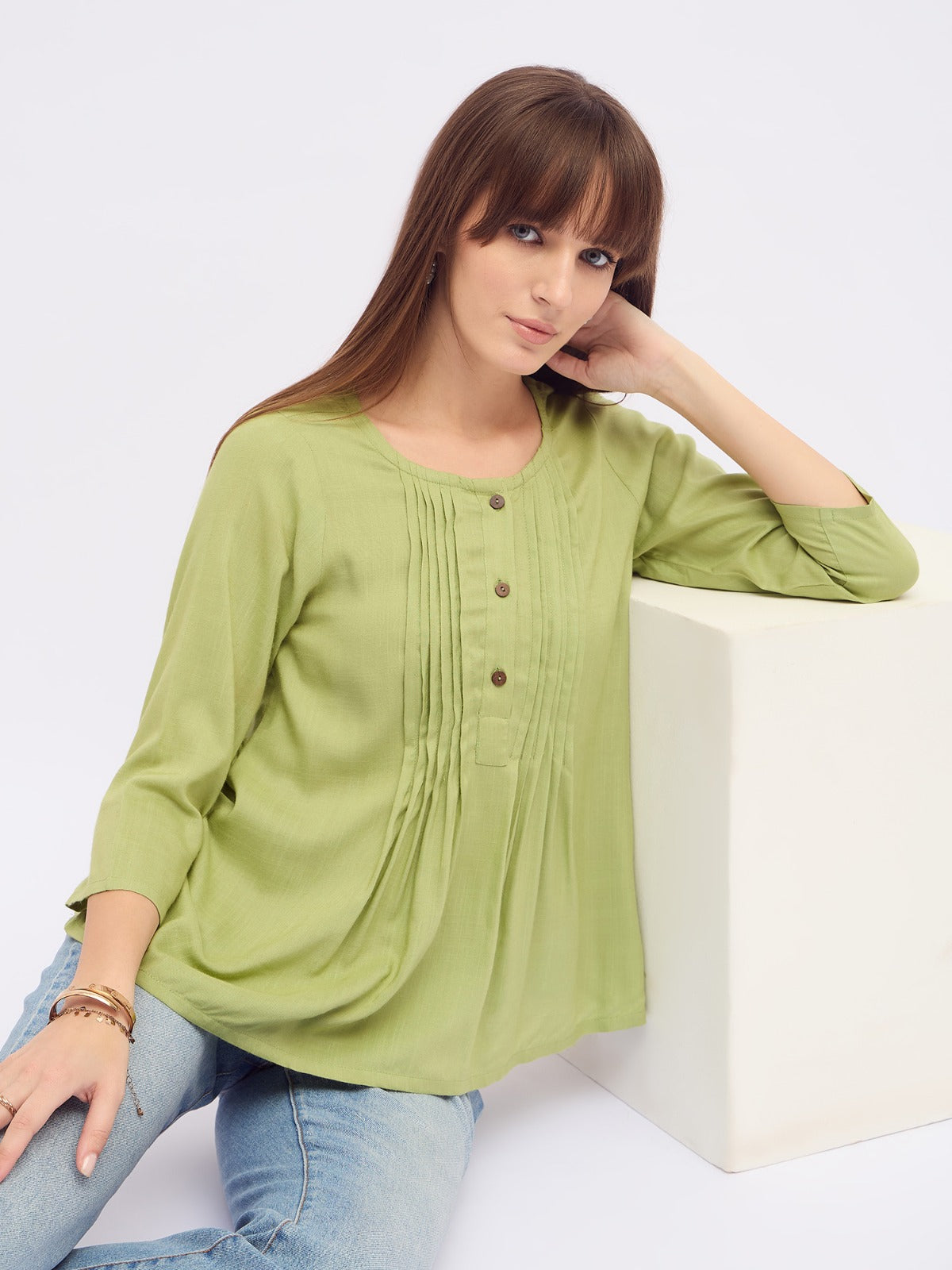 Women green pintuck pleated kurti top